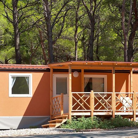Mobile Homes Basko Polje Campground Baška Voda Exterior foto